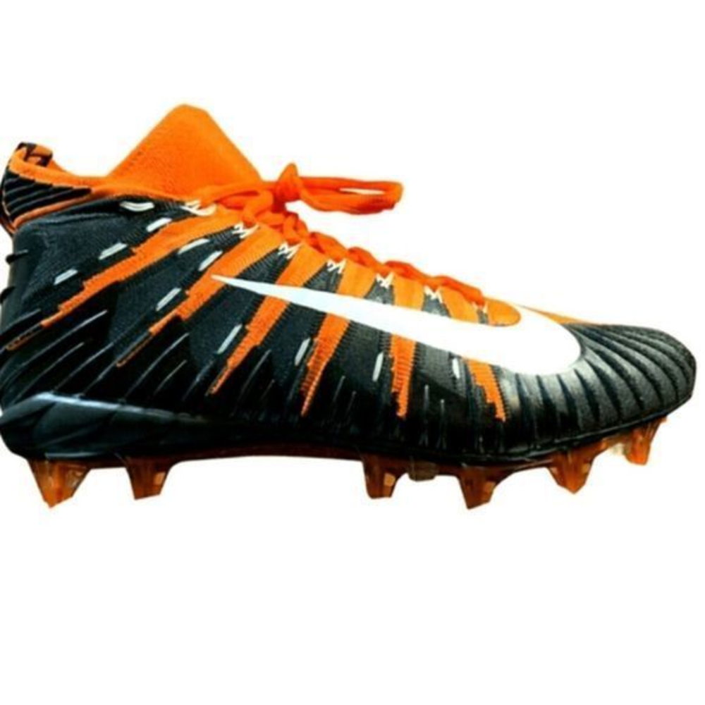 NWT Nike Alpha Menace Elite Football Cleats‎ 877140-810